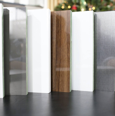 VÁN PHỦ ACRYLIC MỘC PHÁT: LÀM NÊN NHỮNG SẢN PHẨM NỘI THẤT ĐẸP TỪNG CM VỚI CHI PHÍ HỢP LÝ